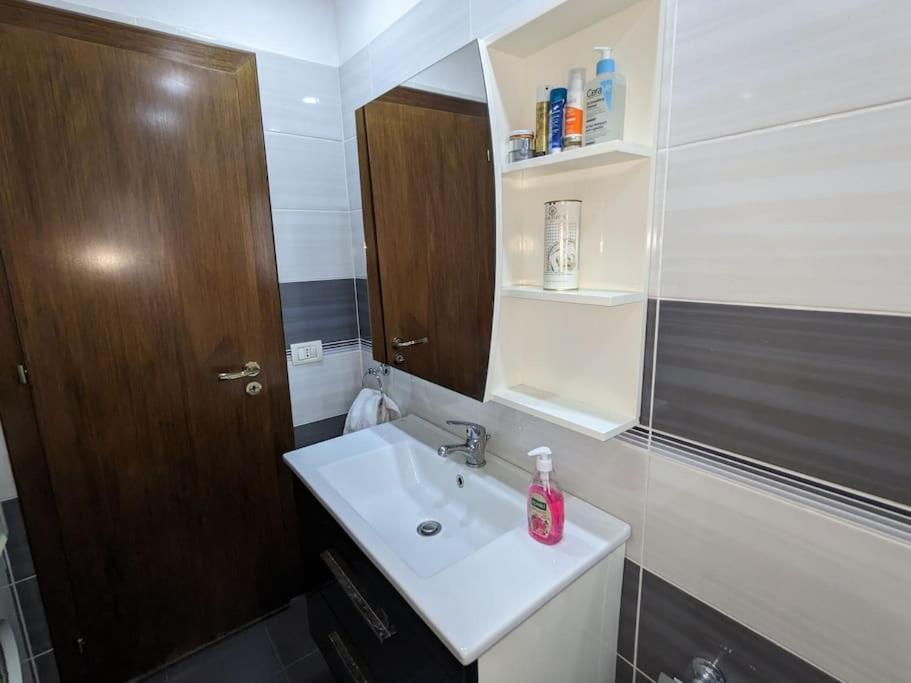 Communist Style Room Shkodër 외부 사진